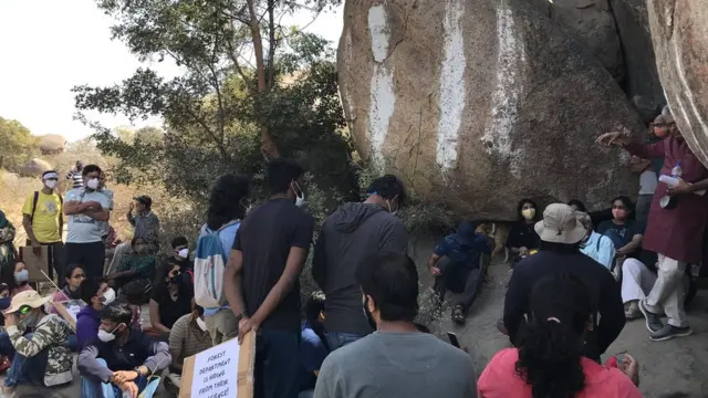 సేవ్ ఖాజాగూడ రాక్స్