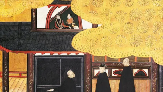 Una ilustración japonesa que muestra a tres europeos caminando por la calle, que le hablan a personas que se asoman a una ventana