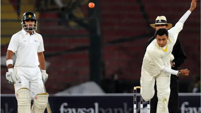 دانش کنیریا