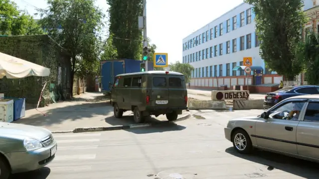 Ремонт дороги на перекрестке улиц Большая Казачья и Степана разина