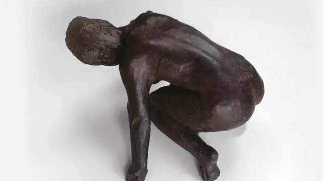 किकी स्मिथ यांचं चित्र