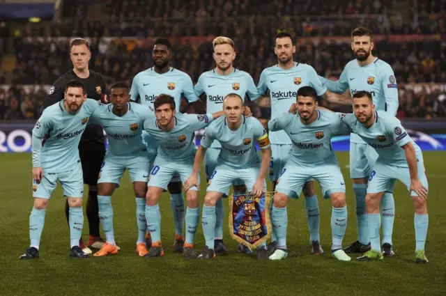 Once titular del Barcelona en Roma.