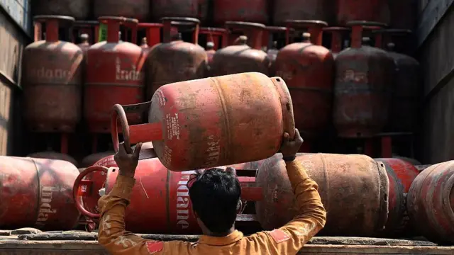 गैस सिलेंडर