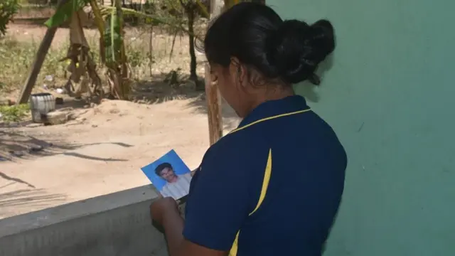 අයියා පිළිබඳ මතකය