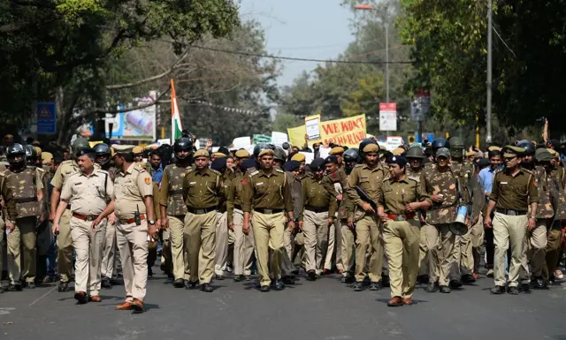 दिल्ली विश्वविद्यालय, छात्र विरोध