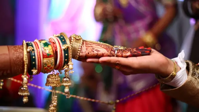 લગ્નની પ્રતીકાત્મક તસવીર