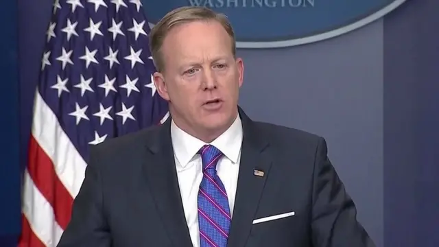 شون سبايسر المتحدث باسم البيت الأبيض