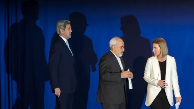 کری، ظریف و موگرینی