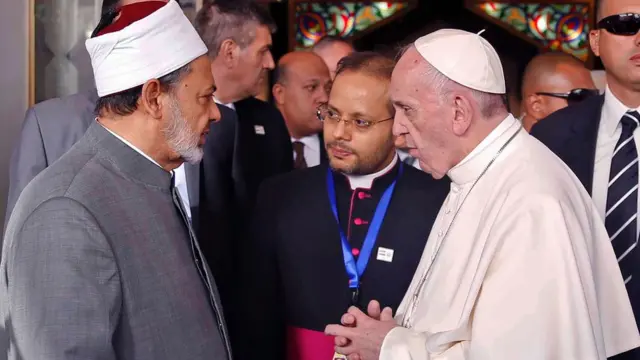 El Ezher Üniversitesi imamı Şeyh Ahmed El Tayyib ve Papa Francesco