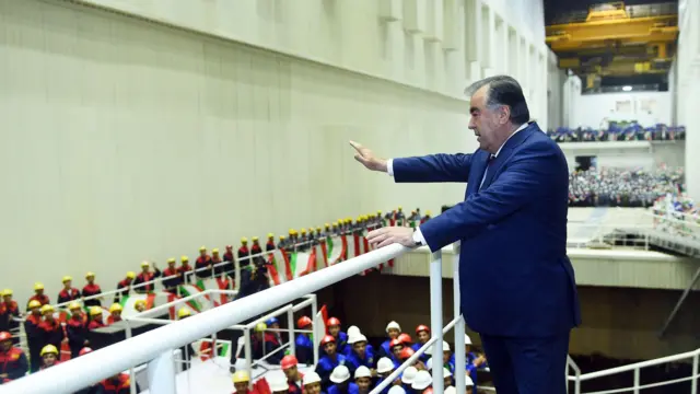 نیروگاه راغون