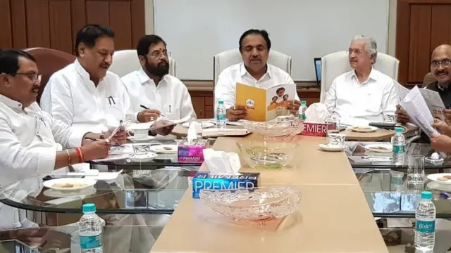 शिवसेना, एनसीपी और कांग्रेस की बैठक