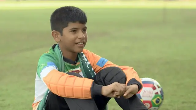 ස්ටෙඩියම් (ක්‍රීඩාංගනයේ) එකේ ලොකු