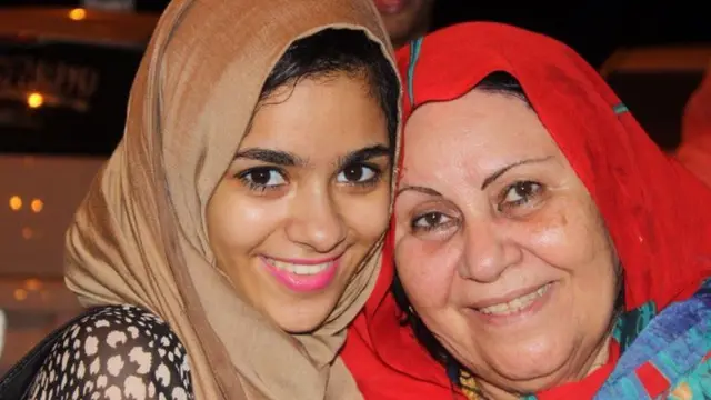 الحفيدة والجدة