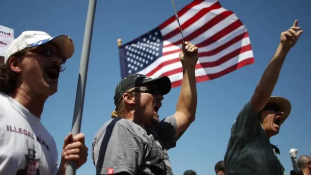 لا يشكل الاستقطاب السياسي مجرد نتيجة للتفكير غير العقلاني