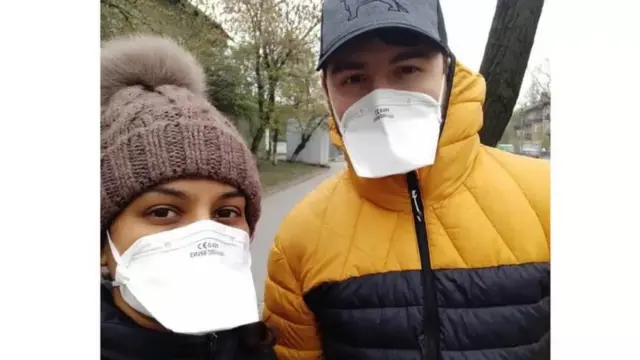 ਸਫੀਨਾ ਦੇ ਪਤੀ ਯੂਕਰੇਨ ਦੇ ਰਹਿਣ ਵਾਲੇ ਹਨ ਅਤੇ ਉਨ੍ਹਾਂ ਦਾ 11 ਮਹੀਨੇ ਦਾ ਪੁੱਤਰ ਹੈ।