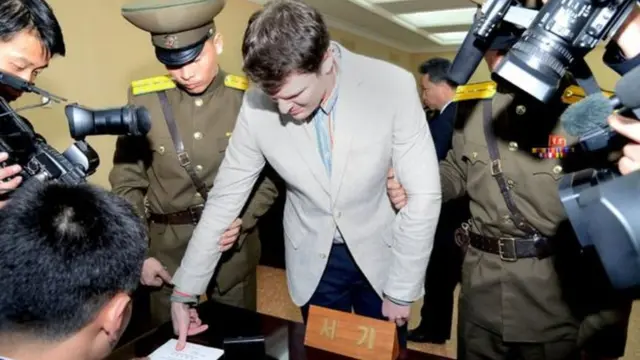 Уормбир 2016-жылы март айында 15 жылга эмгек лагерине кесилген.