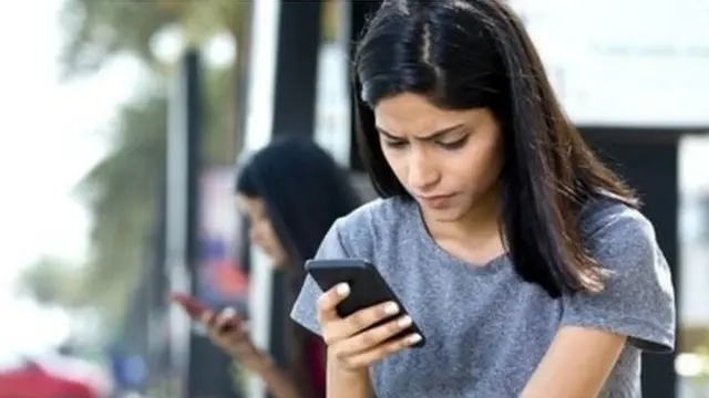 मोबाईल युजर