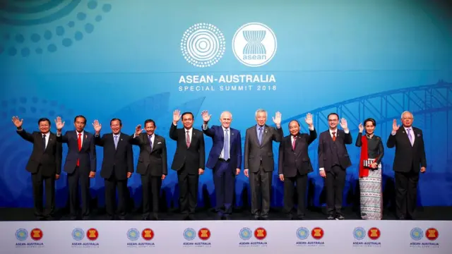 ဩစတြေးလျ ဝန်ကြီးချုပ် မယ်လ်ကွန် တန်းဘူးလ်က ဒေသတွင်းမှာ အမြဲသတိရှိရှိနဲ့ အိမ်နီးချင်း နိုင်ငံ အချင်းချင်း ပူးပေါင်း ဆောင်ရွက်ပြီး အကြမ်းဖက် ဝါဒ တိုက်ဖျက်ဖို့ ထောက်လှမ်းရေး သတင်းအချက် အလက်တွေလည်း ဝေမျှကြဖို့ ပြောဆိုပါတယ်။