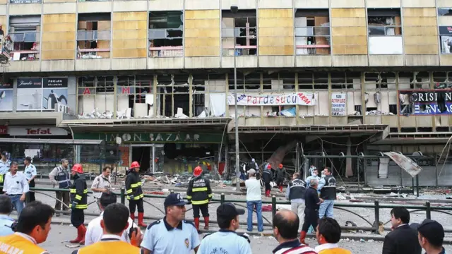 2007'de Ankara Anafartalar Caddesi'den gerçekleştirilen saldırı sonrası olay yeri.