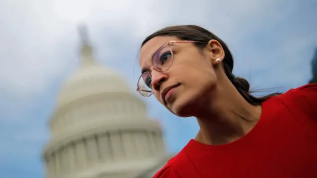 அலக்சாண்ரியா அகாஸியோ-கோர்டஸ்