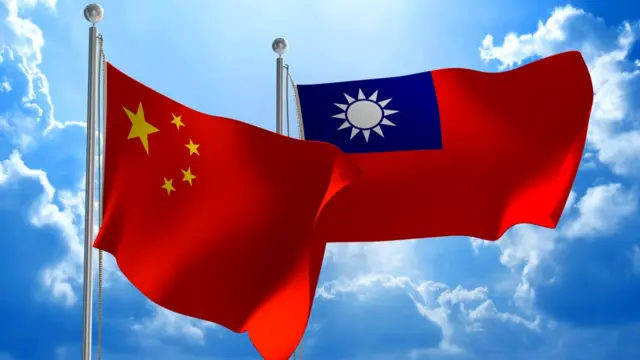 चीन और ताइवान का झंडा