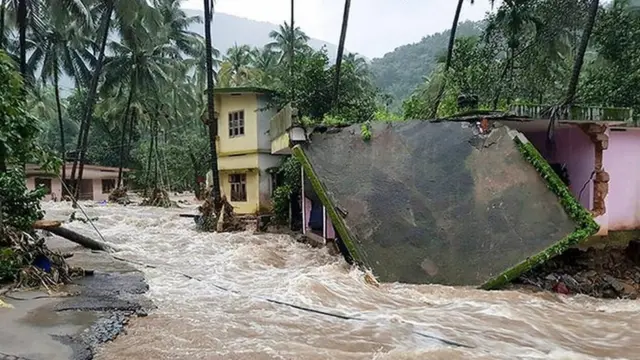 மீண்டும் வெள்ளத்தில் மிதக்கும் கேரளா