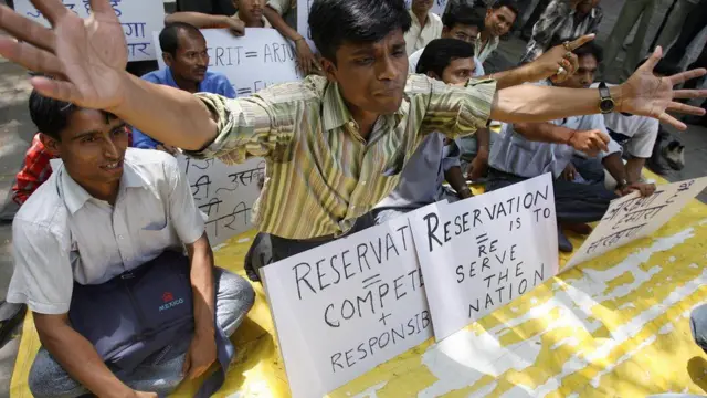 પ્રતીકાત્મક તસવીર