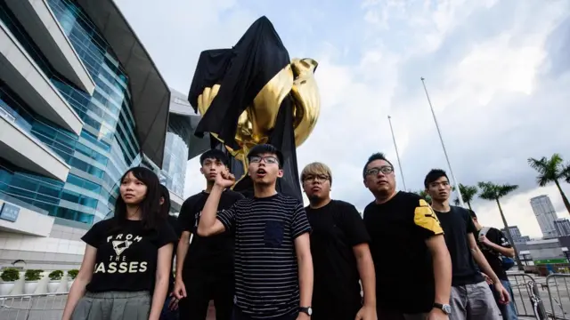 Thành viên đảng Demosisto