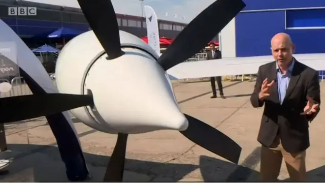 ఆలిస్ విమానం