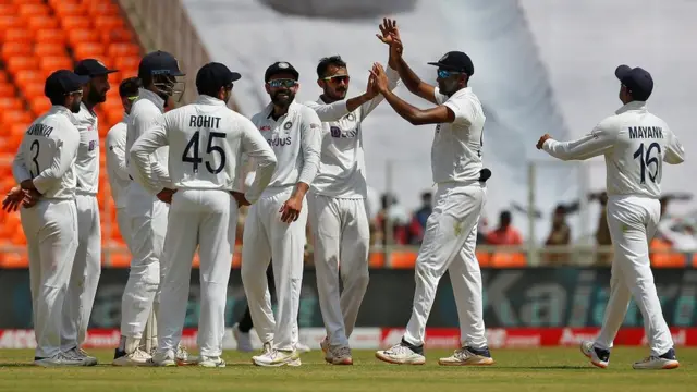 क्रिकेट