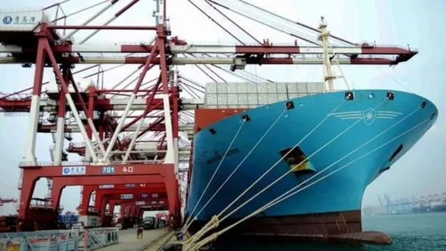 ચીની બંદરે લાંગરેલા જહાજની પ્રતીકાત્મક તસ્વીર