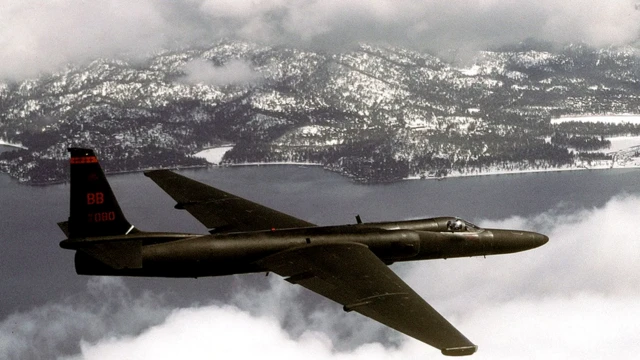 U-2 был разработан для полетов над советской территорией, чтобы следить за вооруженными силами СССР и военными объектами