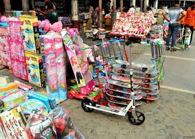 चीनी खिलौनों का बज़ार