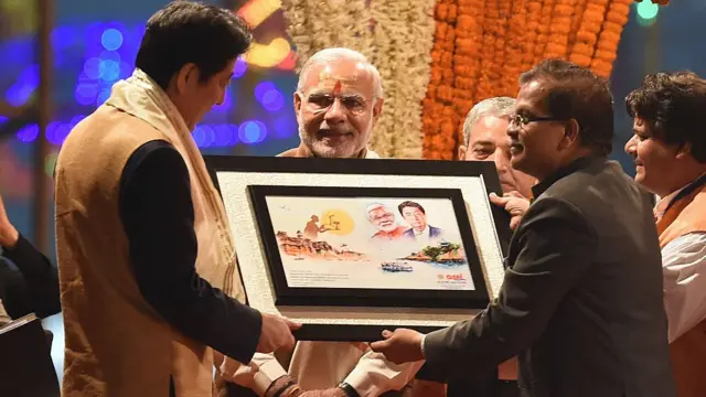 मोदी आबे