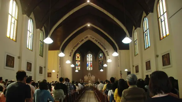 قداس في كنيسة