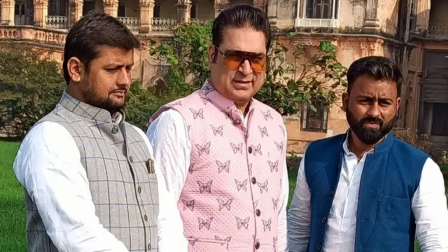 नवाब के ख़ानदान के लोग