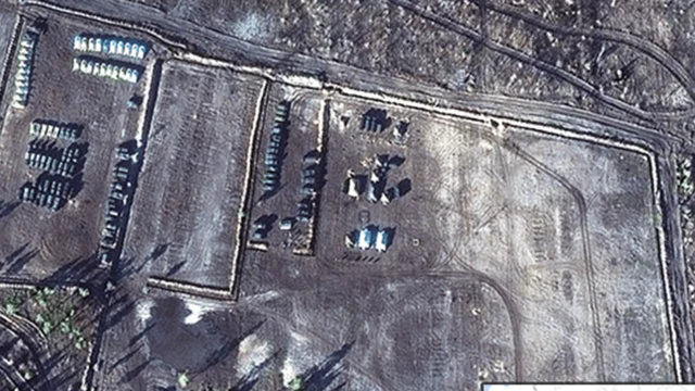 تصویری از تمرکز نیروهای روسیه در نزدیکی مرز اوکراین