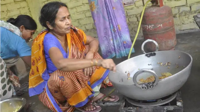 आनंद कुमर की मां