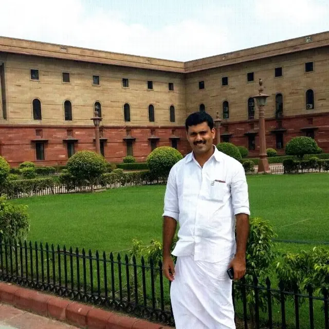 रिजिल मक्कुट्टी