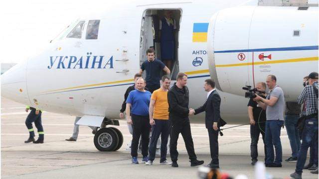 7 вересня в Україну повернулися 35 українців, затриманих або ув'язнених у Росії