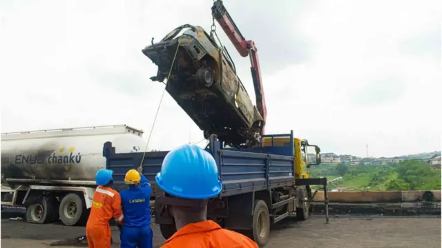 Otedola bridge fire: