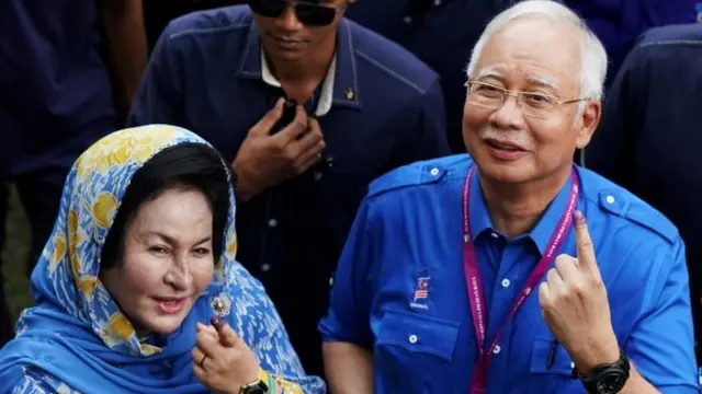 Istri mantan PM Najib Razak, Rosmah Mansor dan suaminya akan ditanyai terkait berbagai barang sitaan tersebut.