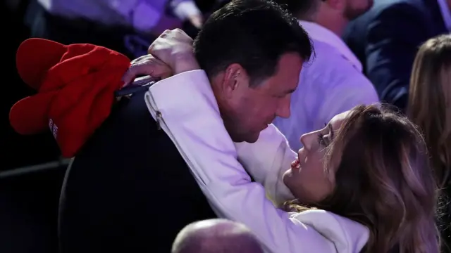 Сторонники Дональда Трампа празднуют его победу в Нью-Йорке