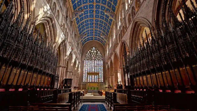Внутренний вид собора в Карлайле.