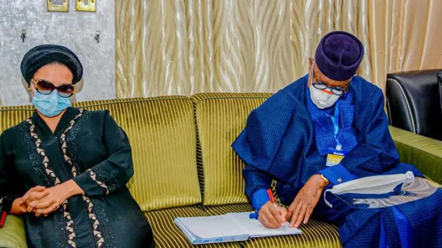 Buruji Kashamu: Gómínà Dapo Abiodun tí ló sàyẹ̀wò ìbánikẹ́dùn sí àwọn ẹbí Kashamu