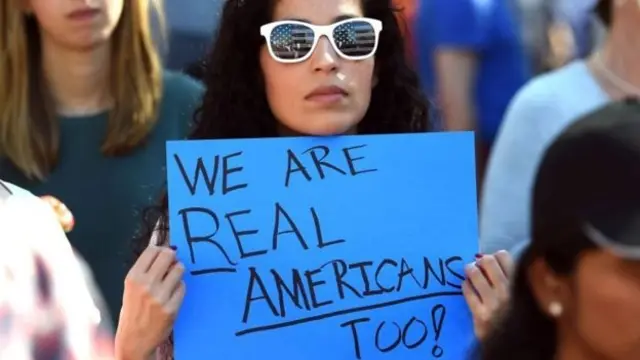 वीज़ा प्रदर्शन