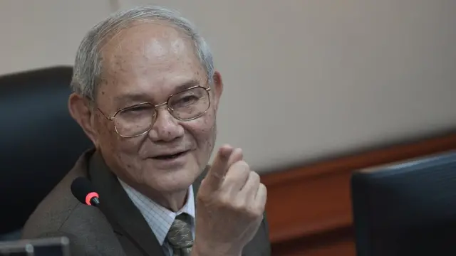 นายมีชัย ฤชุพันธุ์ ประธานกรรมการร่างรัฐธรรมนูญ