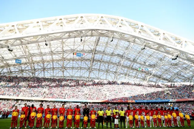 El escenario majestuoso del estadio Fisht de Sochi, sede de la inauguración de las Olimpiadas de Invierno en 2014.