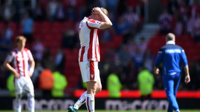 Onye ọgba bọọlụ Stoke City gbanyere aka n'isi