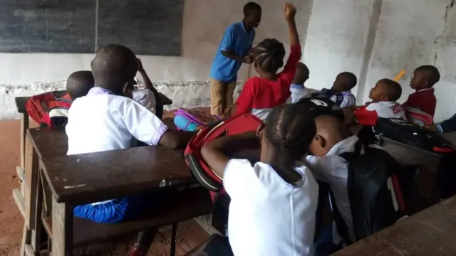 Wanafunzi darasani Kinshasa